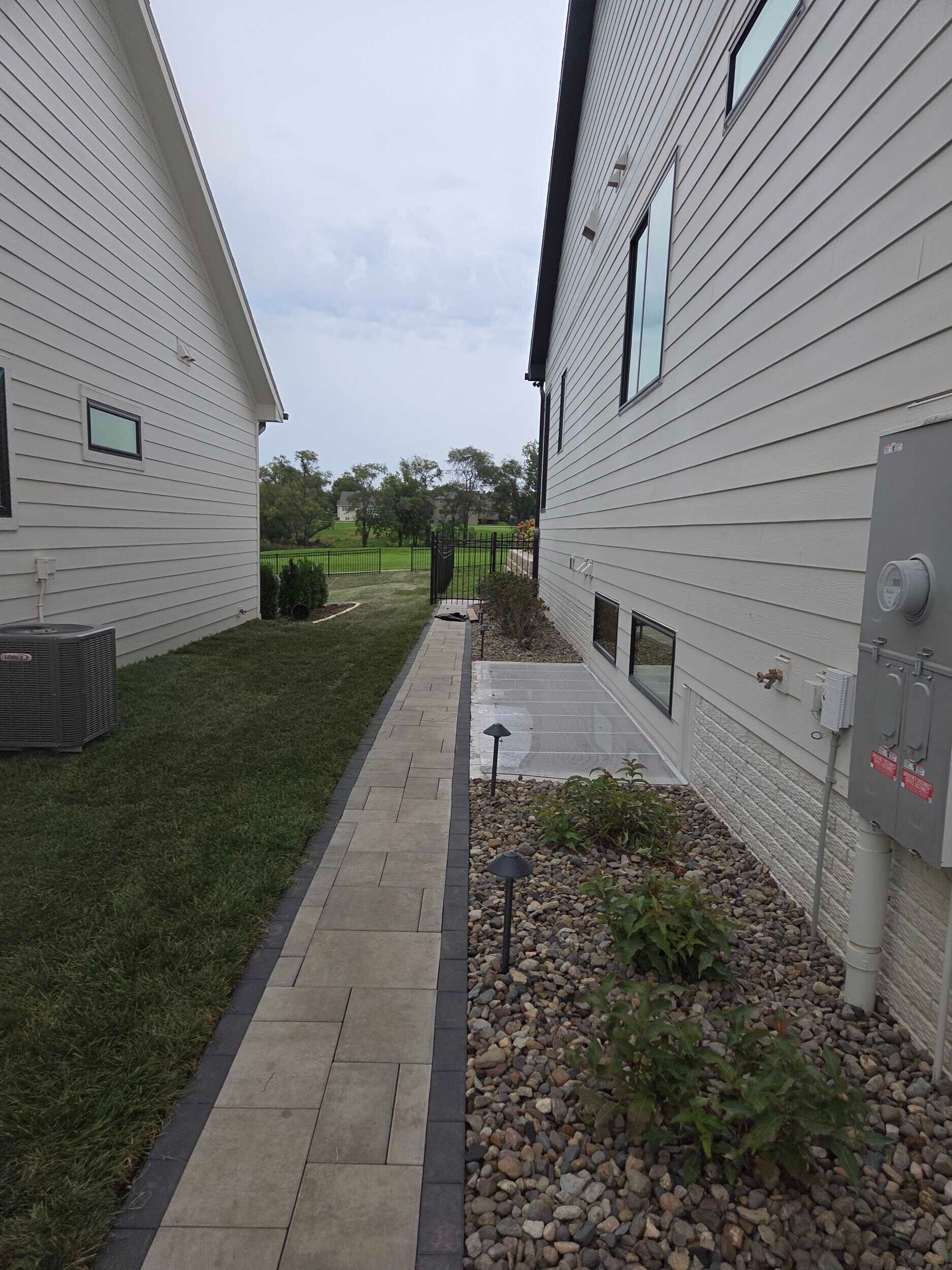 August_Landscaping (2)