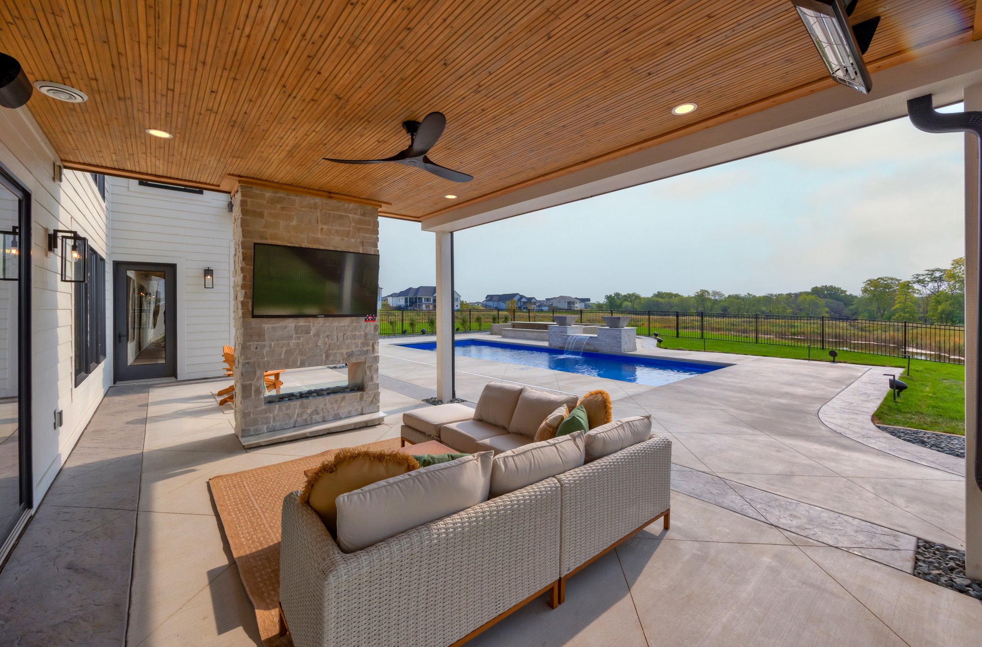 Embarq-18264_Valleyview_Circle_Clive_MLS_September_2024 (5)