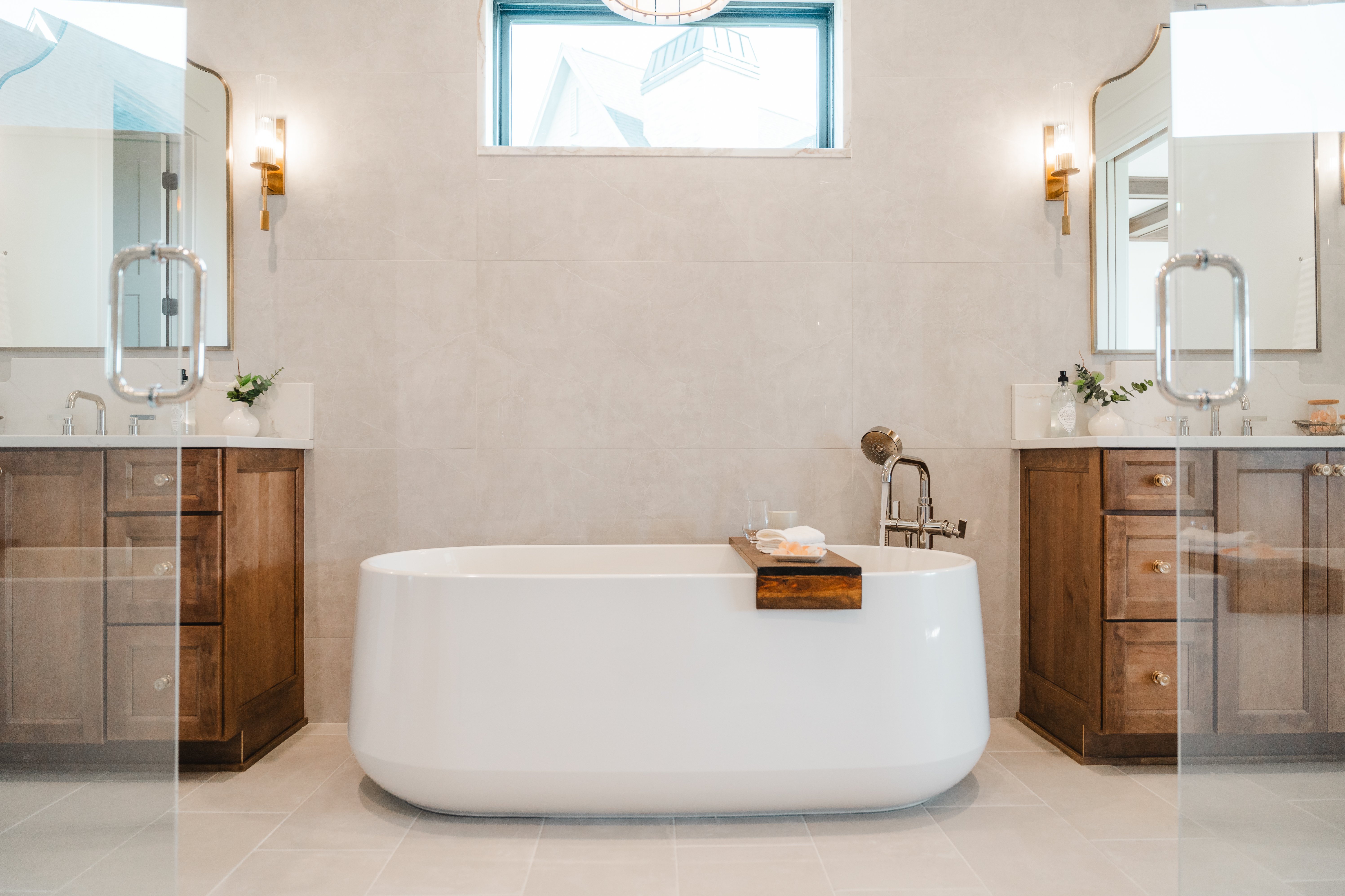 Embarq Primary Bathroom