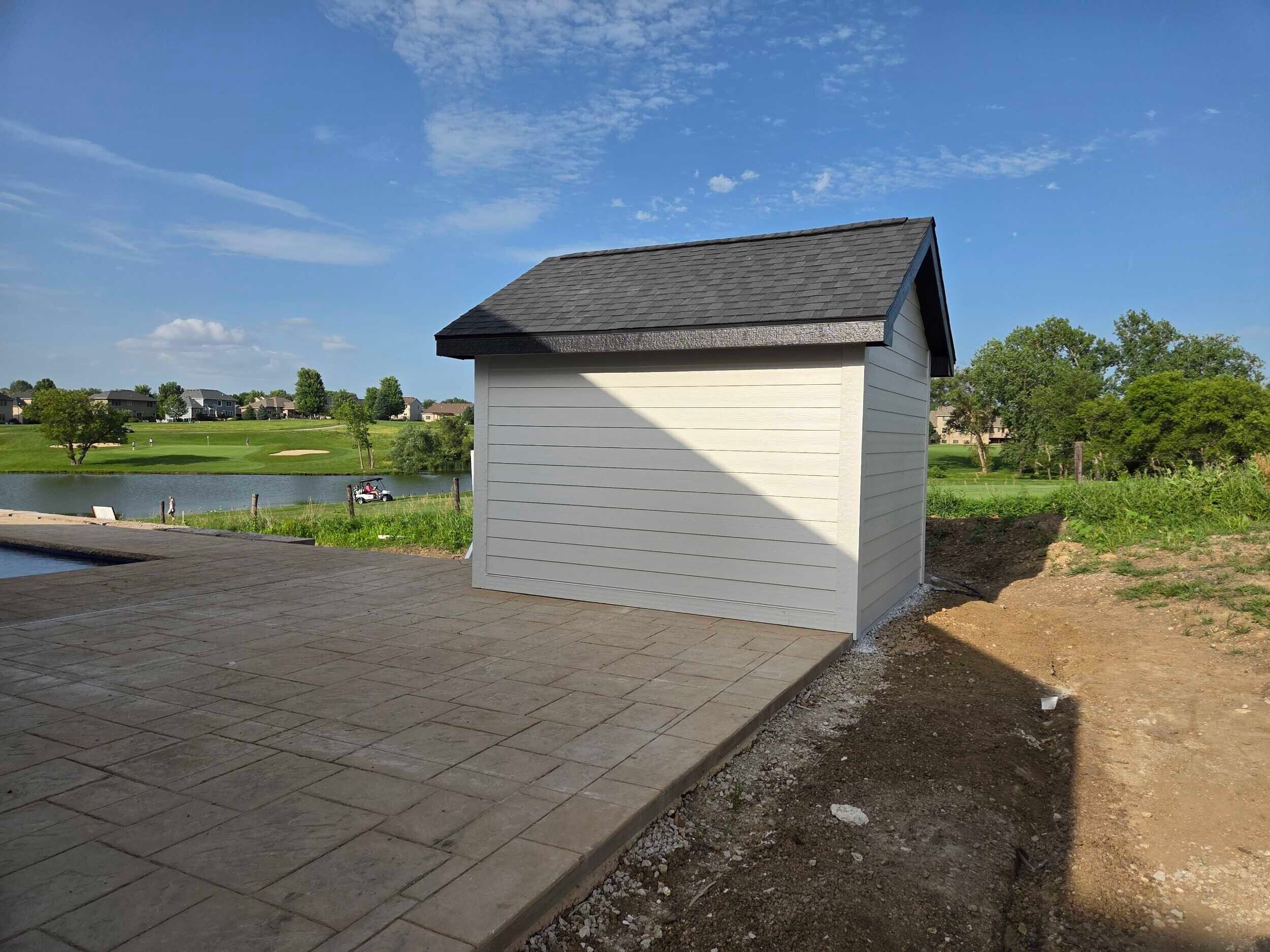 June_Pool Shed
