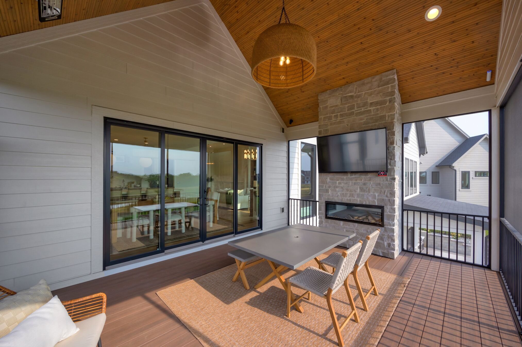 MLS_Web_Version-Embarq-18264_Valleyview_Circle_Clive_MLS_September_2024 (12)